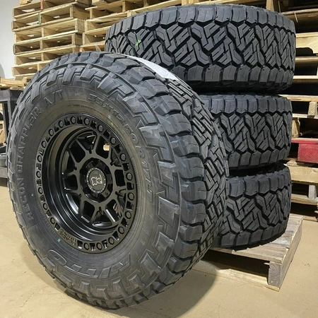 Toyo Open Country A/T III 275/70/17 set of 4